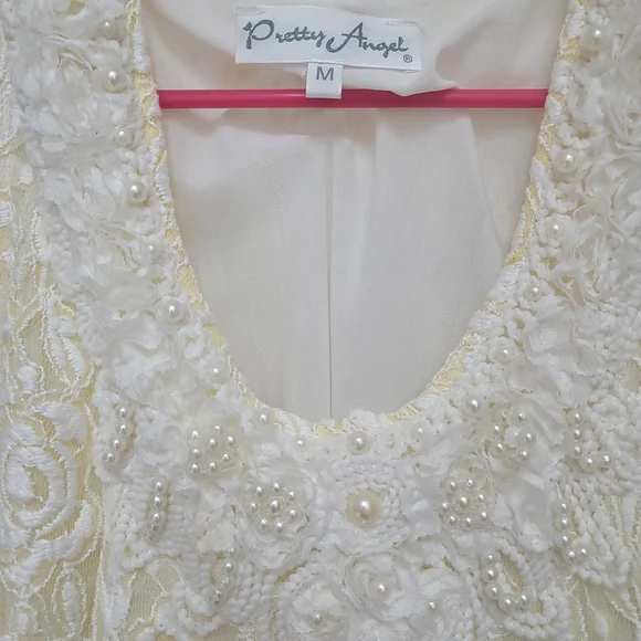 Pretty Angel Ivory Floral Lace Top - Picture 3 of 6